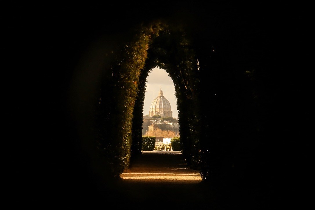 Secret Rome Aventine Keyhole View